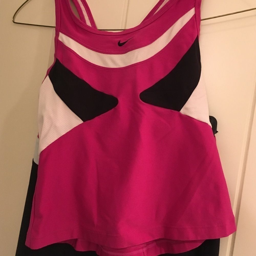 FOR SK. Nike TOP. Damaged pants. - Picture 3 of 11